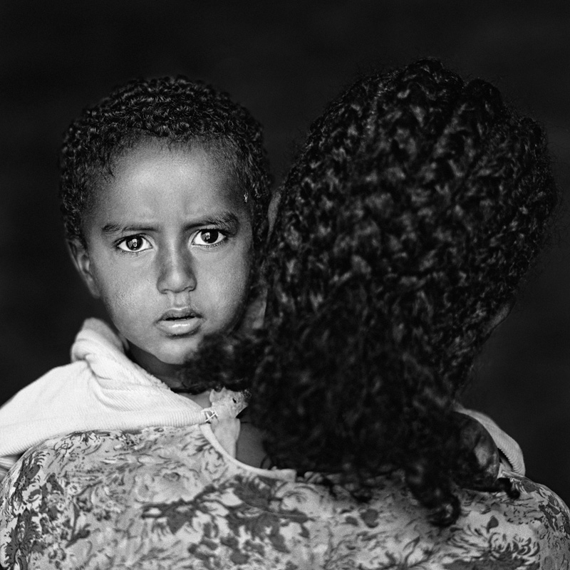 © Christine Turnauer, PRESENCE series, Madin Aregawe with her son, Ethiopia, 2011