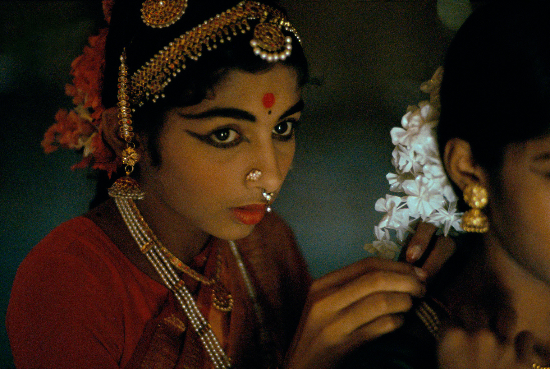 © Frank Horvat – Bharata Natyam dancer, India, 1975, Courtesy KLV Art Projects